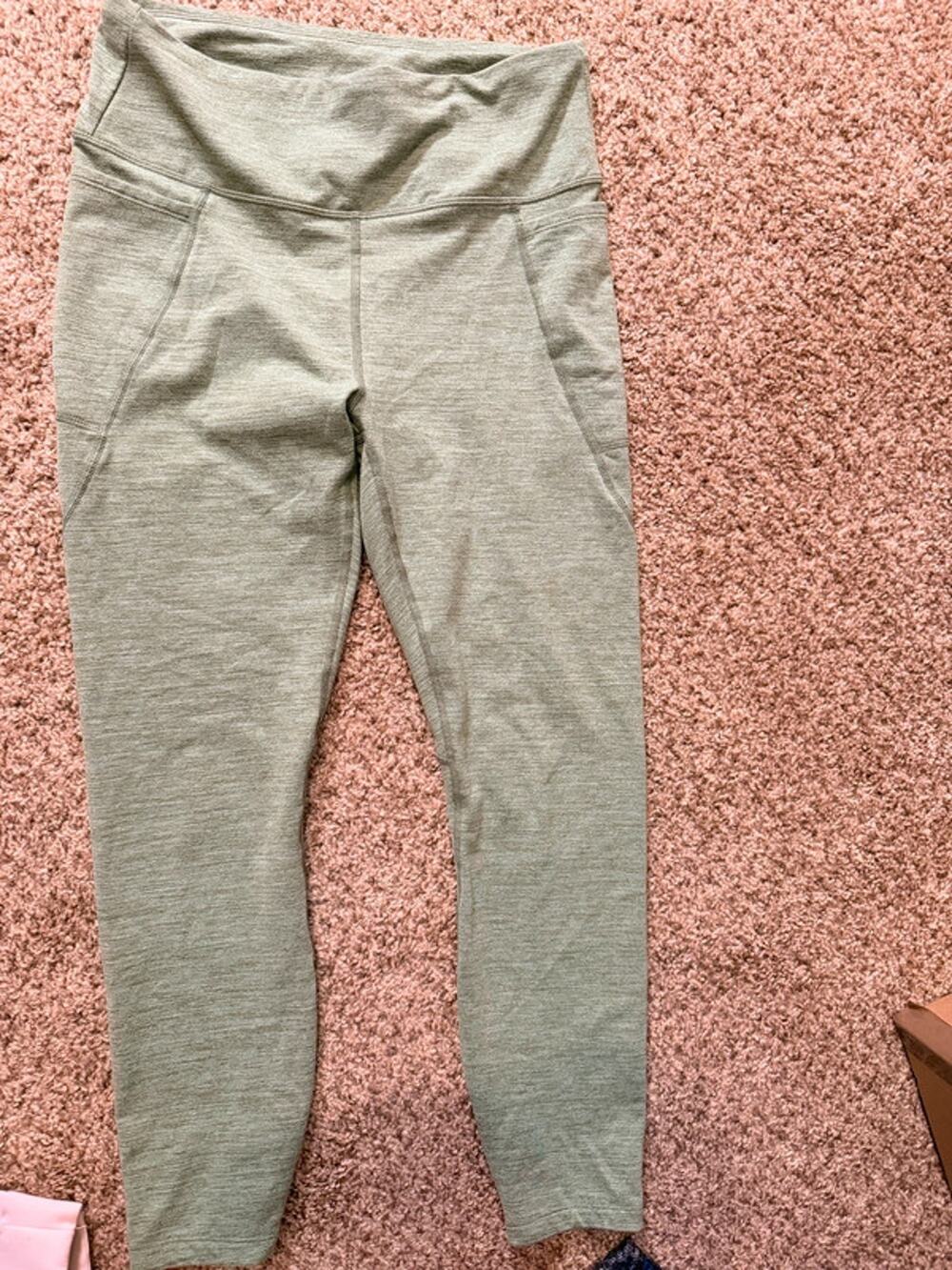 Joy lab M EUC green leggings, 2319